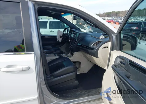 2017 Dodge Grand Caravan Sxt z USA, uszkodzony, nr VIN 2C4RDGCGXHR603973